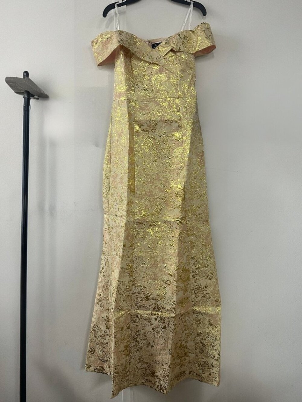 Lulus Illustrious Champagne Jacquard Off-the-Shoulder Maxi Dress NWT - Picture 11 of 15